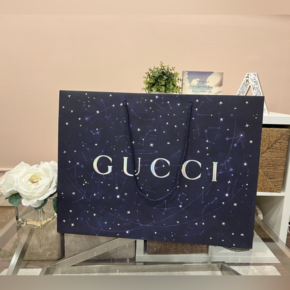 X-Large Gucci Shopping Bag - Picture 1 of 9